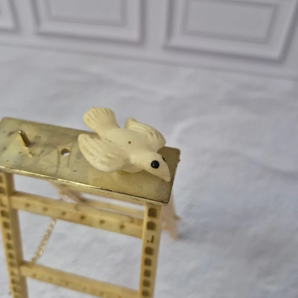 Vintage Ladder Earring Stand Organizer Cream with Bird Dove Retro Stud Holder